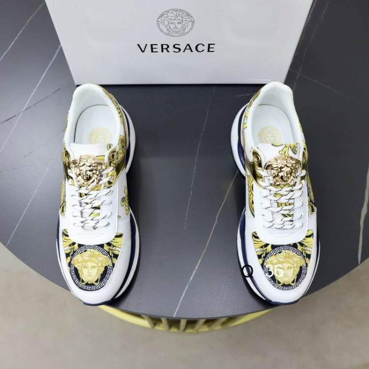 Picture of Versace Shoes _SKUVersacesz35-40AH050120373